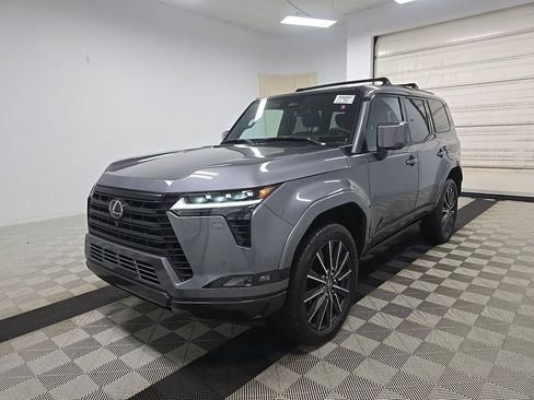 Used 2025 Lexus GX 550 w/ Accessory Package (2T) AWD/4WD image 1