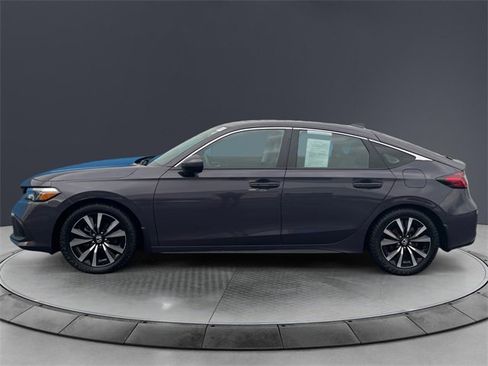 Used 2024 Honda Civic EX-L image 2