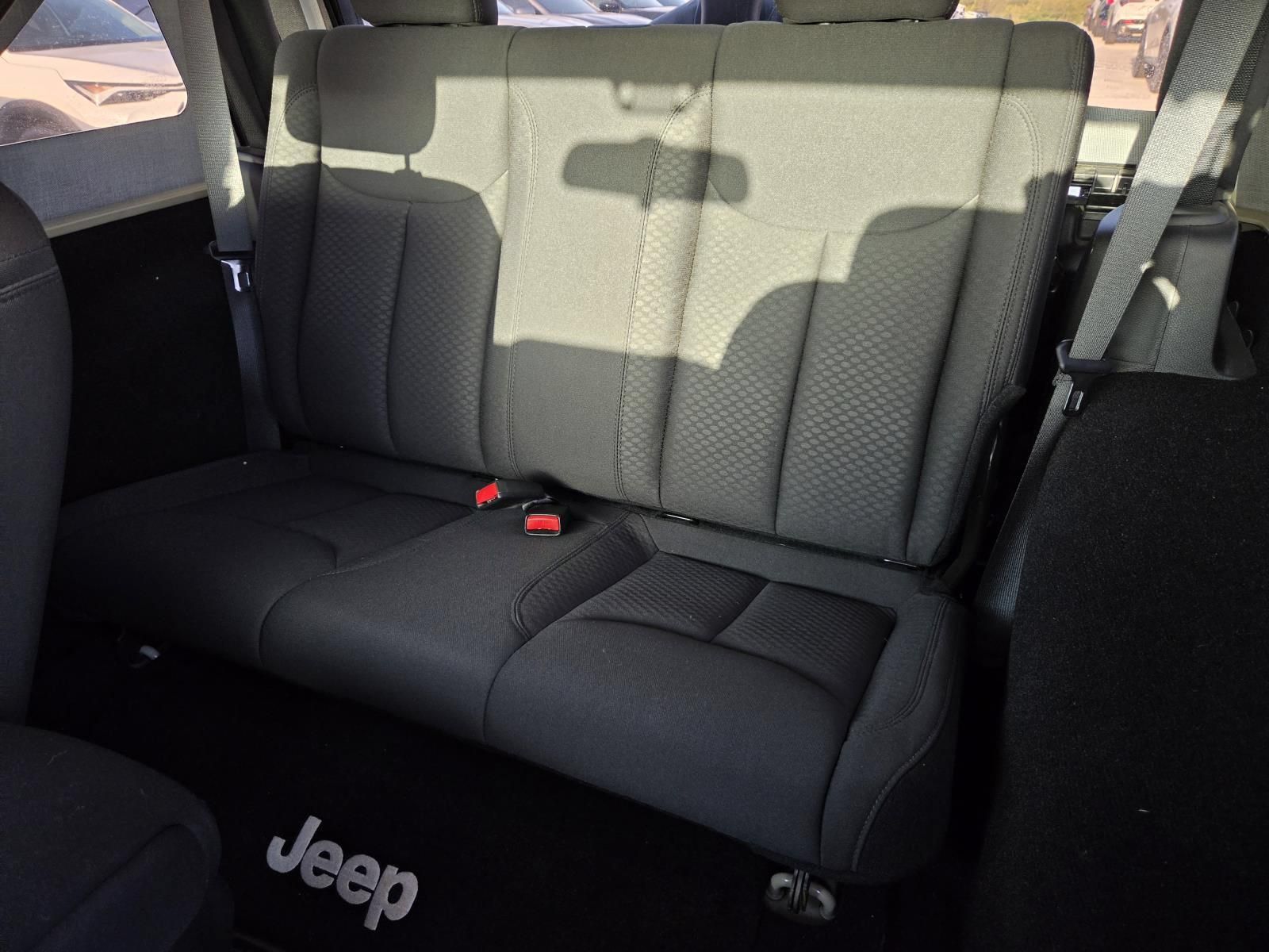 Used 2017 Jeep Wrangler Sport w/ Quick Order Package 23S AWD/4WD image 13