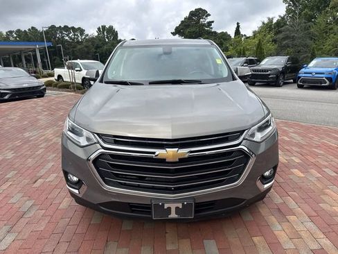 Used 2018 Chevrolet Traverse LT w/ LPO, Floor Liner Package FWD image 25
