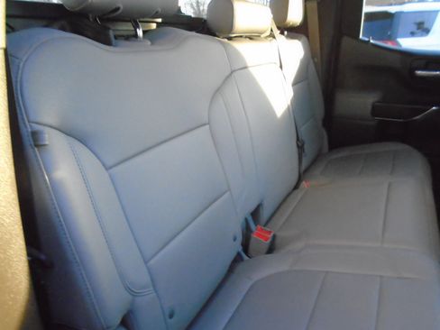 Used 2019 GMC Sierra 1500 SLT w/ SLT Premium Package image 32