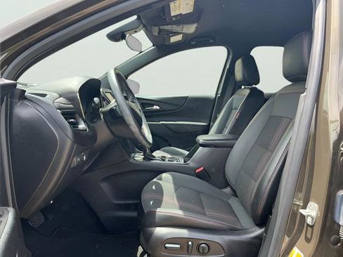 Used 2023 Chevrolet Equinox RS FWD image 17