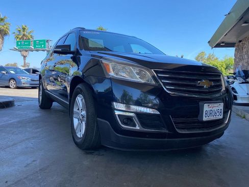 Used 2014 Chevrolet Traverse LT AWD/4WD image 3