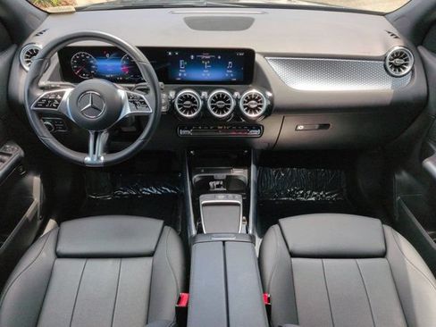 Used 2025 Mercedes-Benz GLA 250 image 15