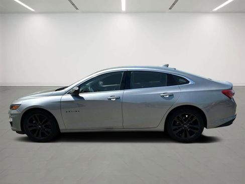 Used 2024 Chevrolet Malibu LT w/ Sport Edition FWD image 2
