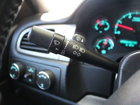 Used 2013 Chevrolet Silverado 2500 LTZ w/ LTZ Plus Package AWD/4WD image 22