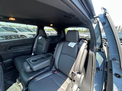 New 2026 Honda Odyssey Sport-L image 18