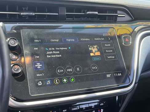 Used 2023 Chevrolet Bolt EUV Premier FWD image 12