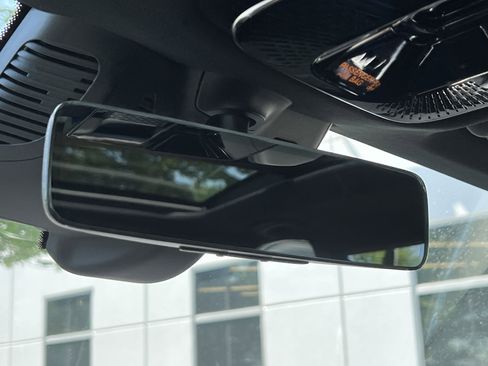 Certified 2025 Mercedes-Benz GLC 300 4MATIC image 27