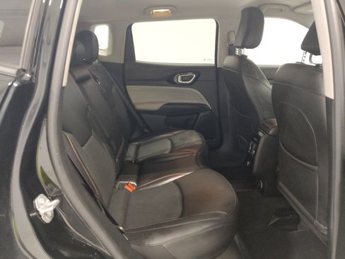Used 2022 Jeep Compass Limited AWD/4WD image 19