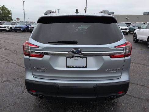 Used 2023 Subaru Ascent Limited w/ Technology Package AWD/4WD image 6