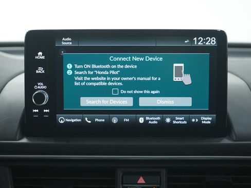 Used 2024 Honda Pilot Touring image 20