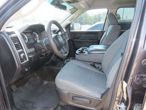 Used 2018 RAM 3500 Tradesman w/ Chrome Appearance Group AWD/4WD image 20