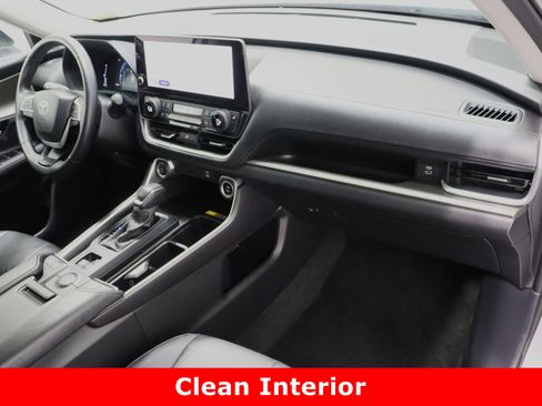 Certified 2025 Toyota Grand Highlander FWD image 39