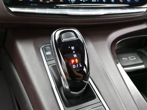 Used 2021 Cadillac Escalade ESV Sport Platinum AWD/4WD image 24