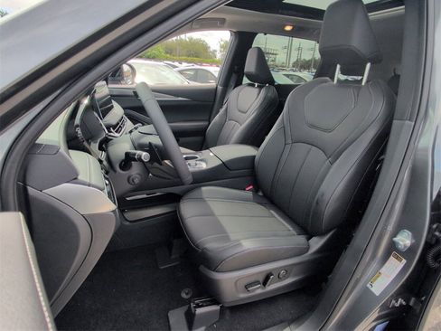 New 2026 INFINITI QX60 Luxe w/ Cargo Package image 5
