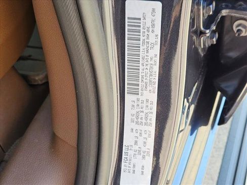 Used 2019 RAM 1500 Limited AWD/4WD image 25