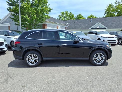 Certified 2023 Mercedes-Benz GLC 300 4MATIC image 2