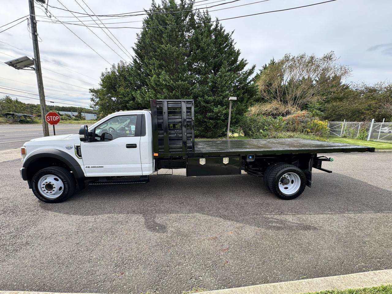 Used 2020 Ford F550 2WD Regular Cab Super Duty image 8