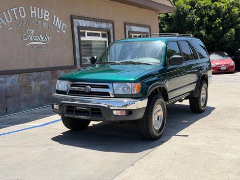 Used 2000 Toyota 4Runner 2WD image 2