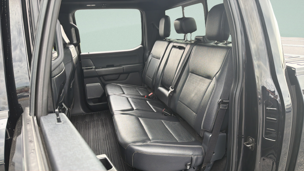 Certified 2024 Ford F150 Lariat AWD/4WD image 9