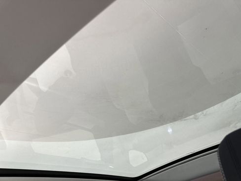 Used 2024 Land Rover Discovery Sport S image 12