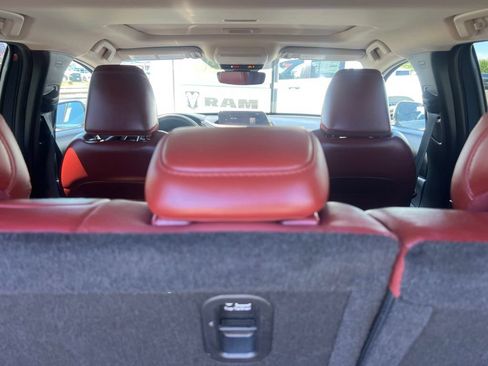 Used 2025 MAZDA CX-30 AWD 2.5 S w/ Preferred Package image 49