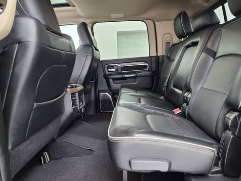 Used 2019 RAM 2500 Laramie image 9