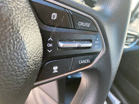 Used 2019 Hyundai Santa Fe SEL image 37