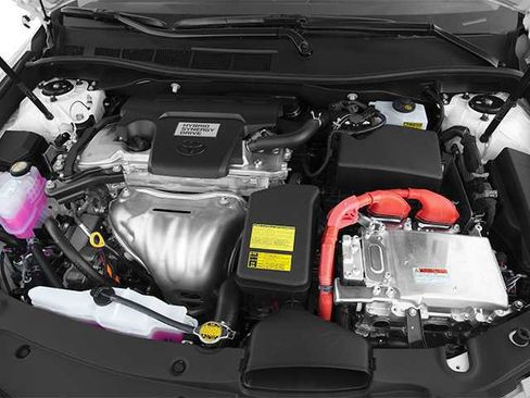 Used 2014 Toyota Camry XLE w/ Leather Package image 14