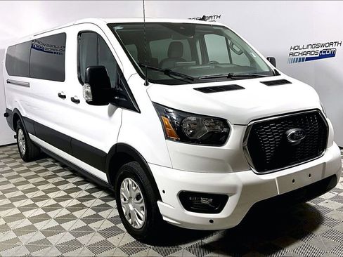 Used 2024 Ford Transit 350 XLT RWD image 3