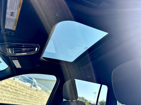 New 2025 Jeep Grand Cherokee Laredo image 19