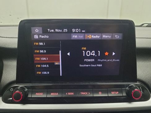 Used 2023 Kia Forte LXS image 25