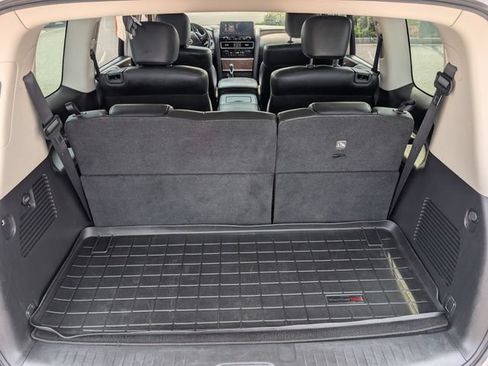 Used 2021 Nissan Armada SL w/ Captain's Chairs Package RWD image 16