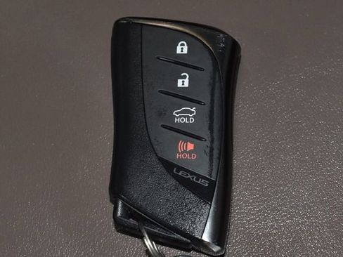 Used 2024 Lexus ES 350 w/ Premium Package image 24