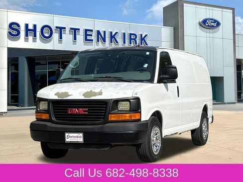 Used 2011 GMC Savana 1500 RWD image 3