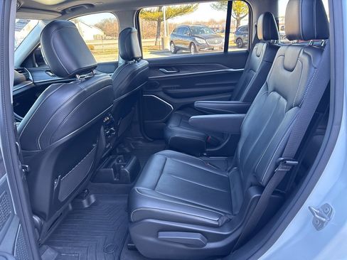 Used 2021 Jeep Grand Cherokee L Limited image 43