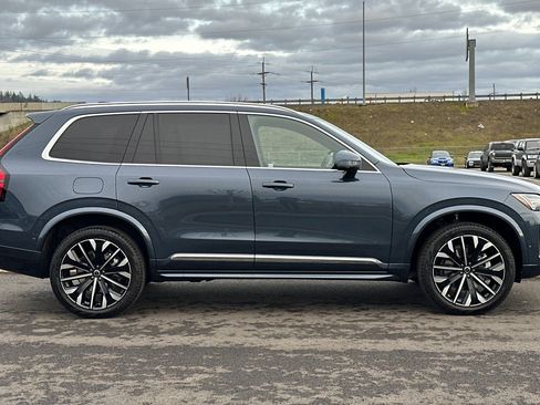 New 2026 Volvo XC90 B6 Plus w/ Protection Package Premier image 2