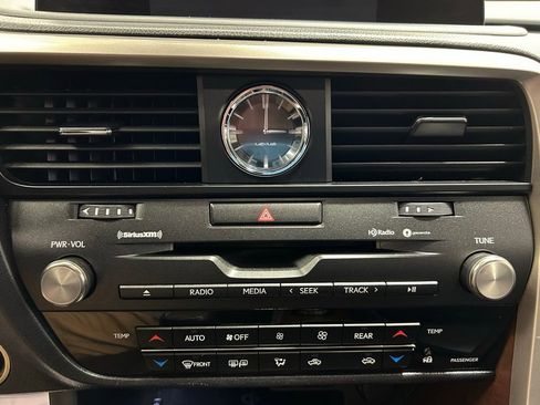 Used 2021 Lexus RX 350L Premium w/ Premium Package image 20