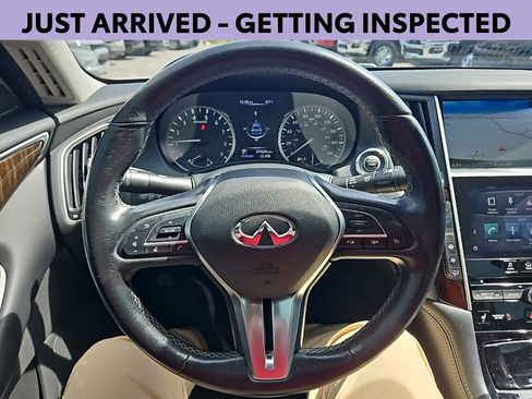 Used 2018 INFINITI Q50 Luxe w/ Essential Package (3.0T Luxe) image 17