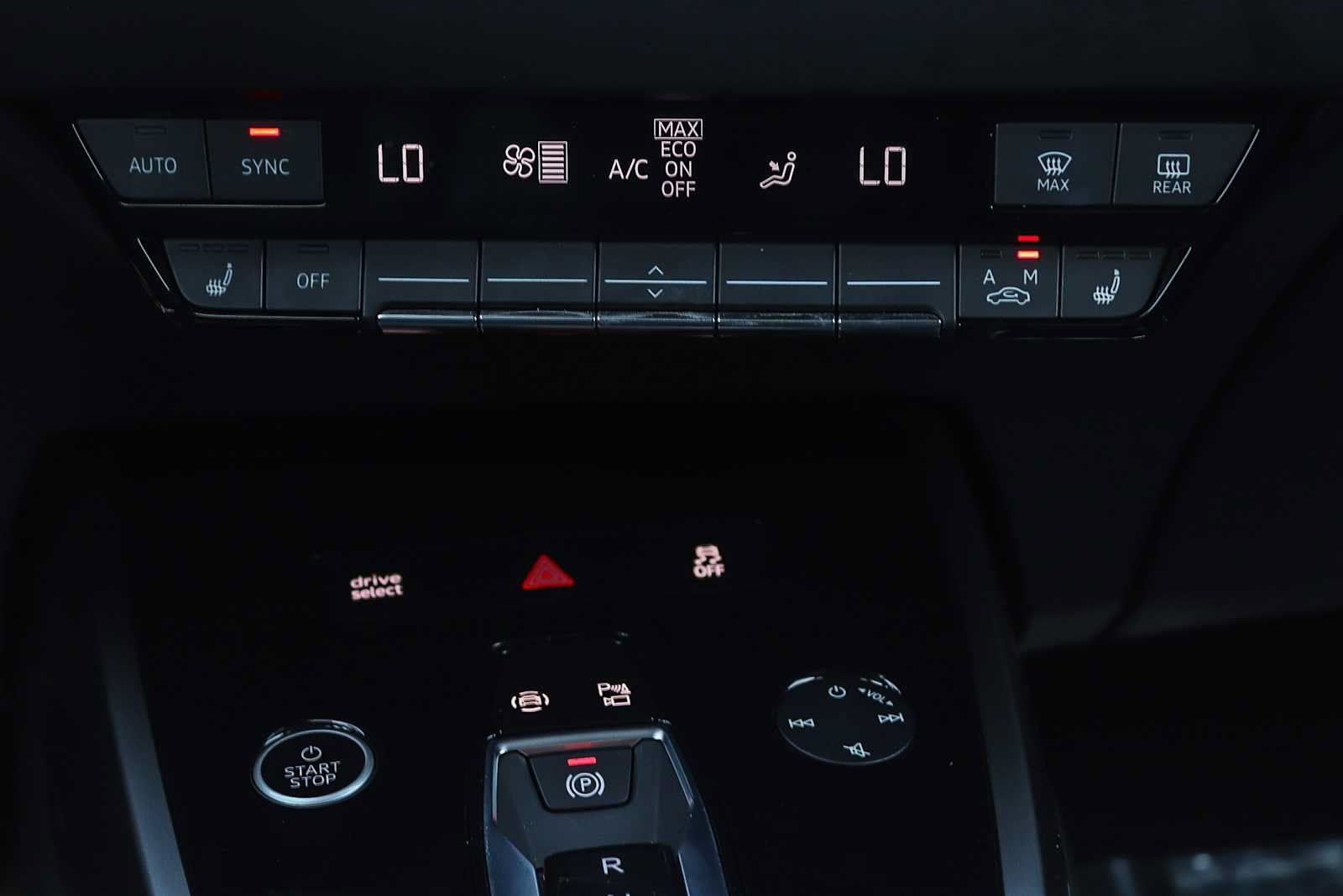 Used 2023 Audi Q4 e-tron Premium w/ Convenience Package RWD image 17