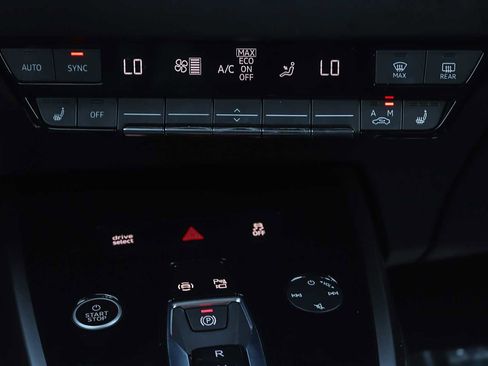 Used 2023 Audi Q4 e-tron Premium w/ Convenience Package RWD image 17