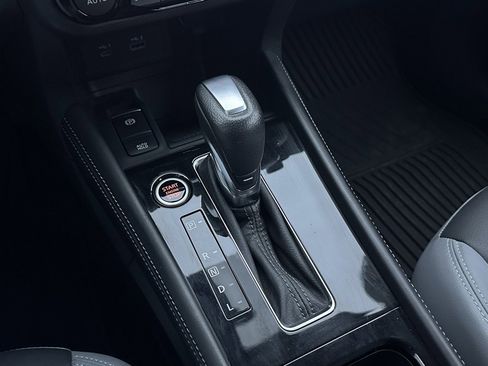 Used 2021 Nissan Kicks SR w/ SR Premium Package image 24