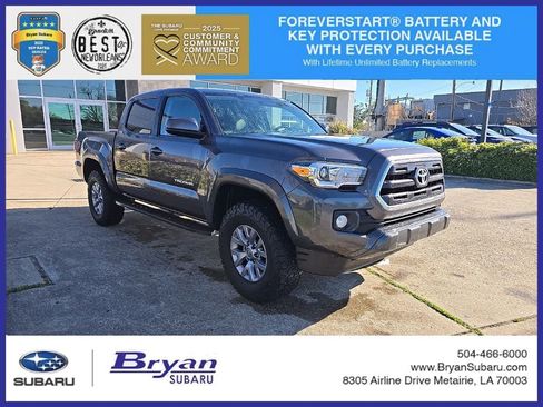 Used 2017 Toyota Tacoma SR5 w/ Tow Package image 1