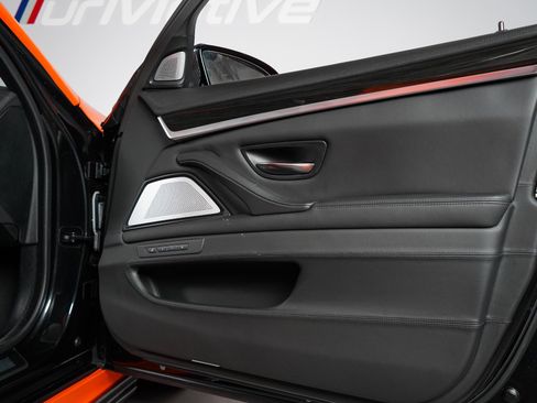 Used 2014 BMW M5 RWD image 54