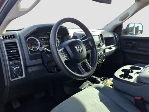 Used 2018 RAM 3500 Tradesman w/ Chrome Appearance Group image 19