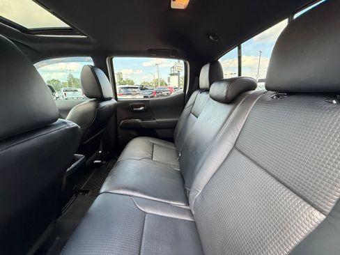 Used 2021 Toyota Tacoma TRD Pro AWD/4WD image 25