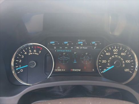 Used 2018 Ford F150 Lariat w/ Equipment Group 502A Luxury AWD/4WD image 13