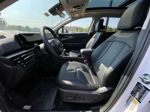 New 2026 Kia Sportage SX FWD image 23