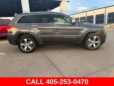Used 2014 Jeep Grand Cherokee Overland w/ Advanced Technology Group AWD/4WD image 20